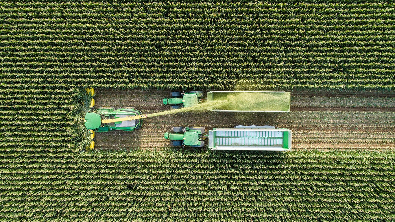 850XZ Field Tractor - Top View