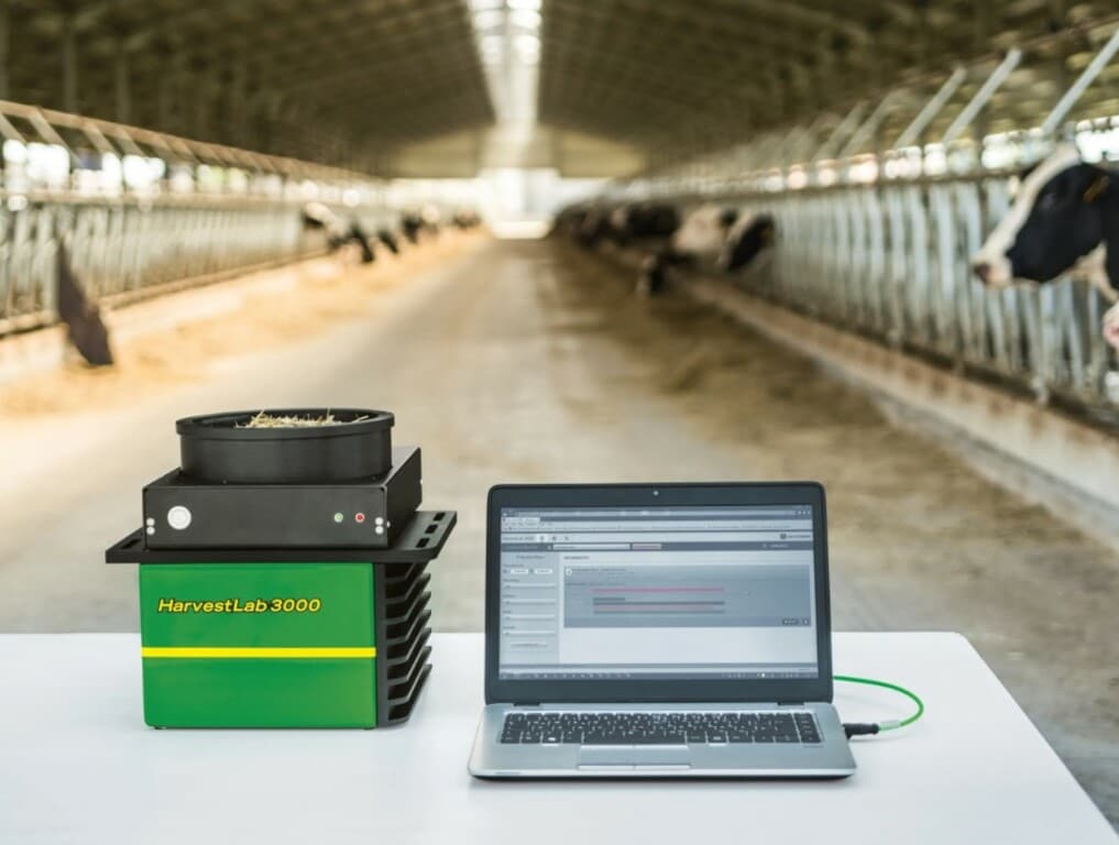 Active Fill HarvestLab 3000 Close Up Action Shot - Rear Right View