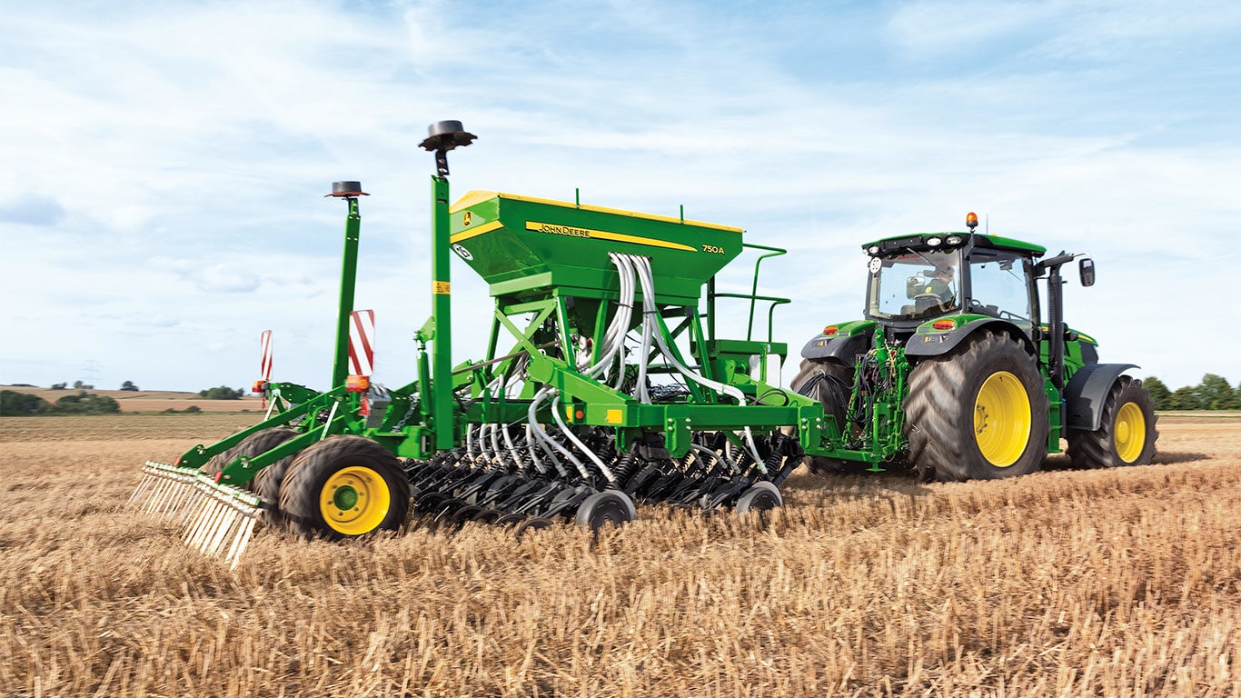 750A Field Impeller Action Shot - Rear Right View