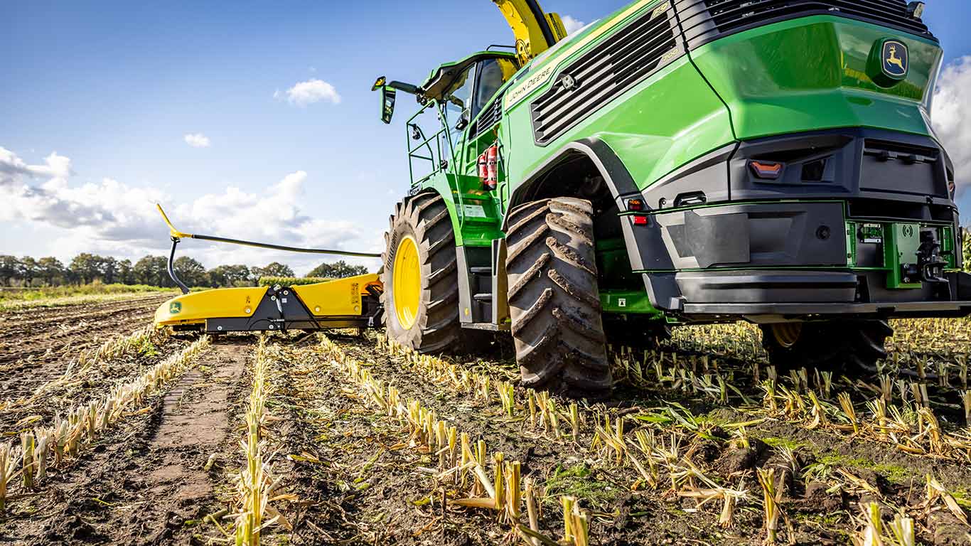 John Deere Operations Center™