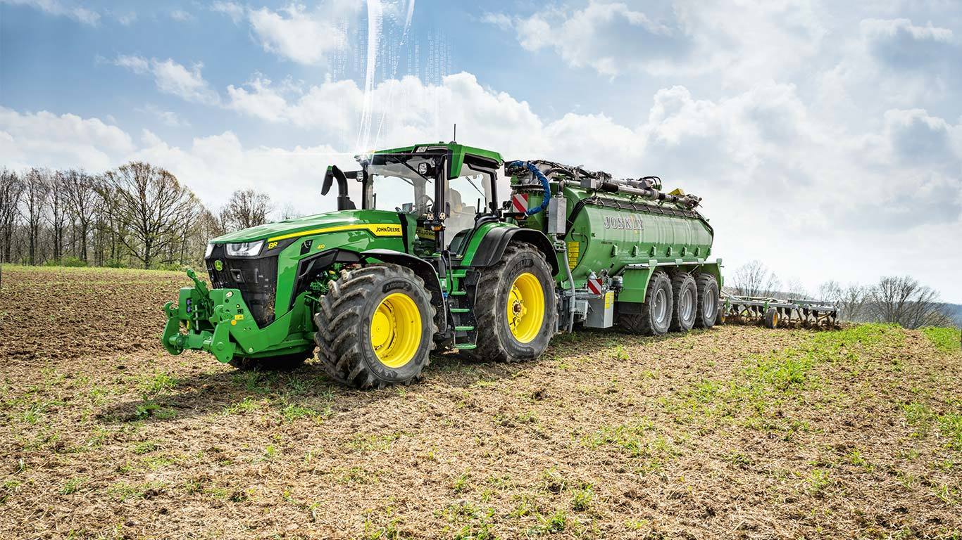StarFire 7000 on 8R 410 Tractor With Field Implement Action Shot - Front Left View