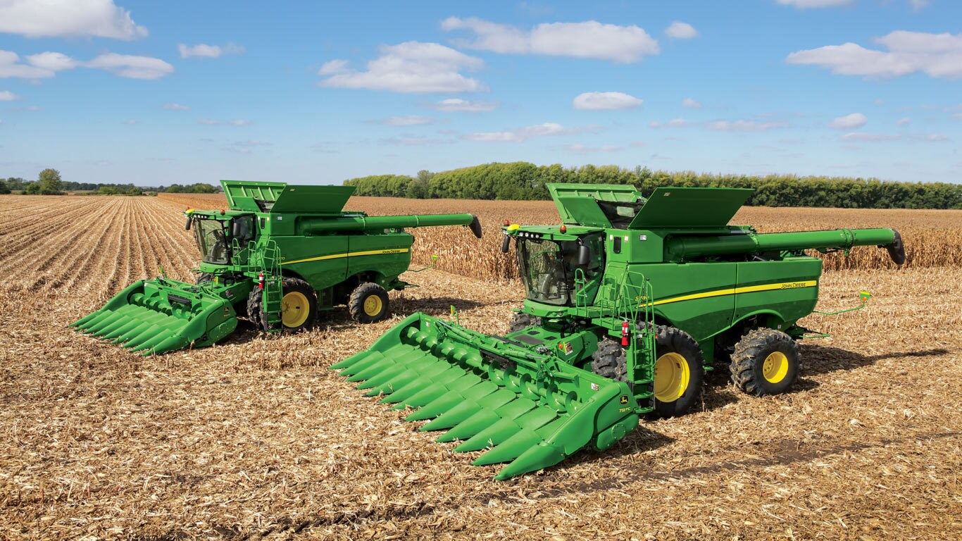 700C Series Corn Head